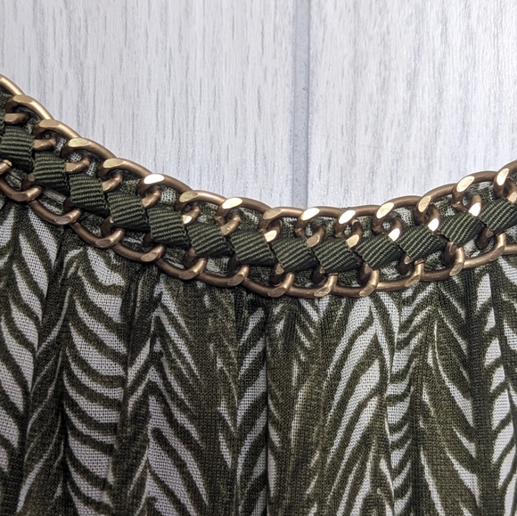 CATHERINES 2X Top Embellished Neckline 3/4 Sleeves - Picture 3 of 8